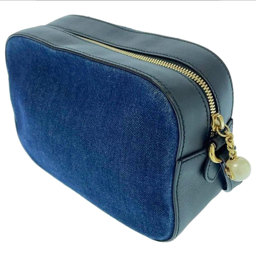 🚫SOLD🚫✨💎LIMITED EDITION 💎✨GUCCI Tiger Denim Japan Exclusive Camera Bag. - Picture 3 of 15